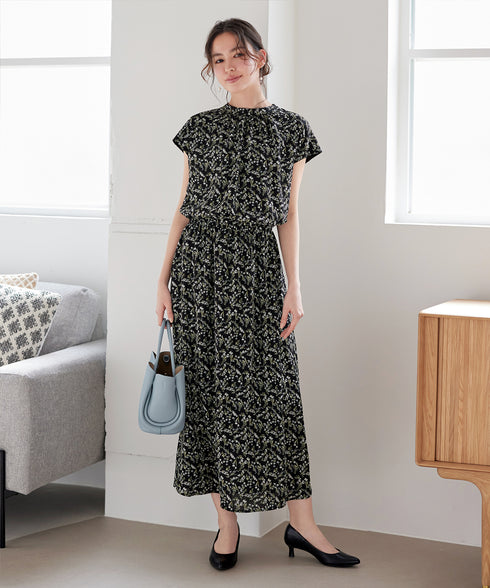 花柄フレンチスリーブワンピース