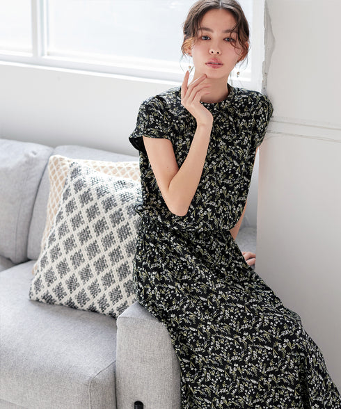 花柄フレンチスリーブワンピース