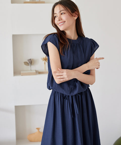 フリル袖ワンピース