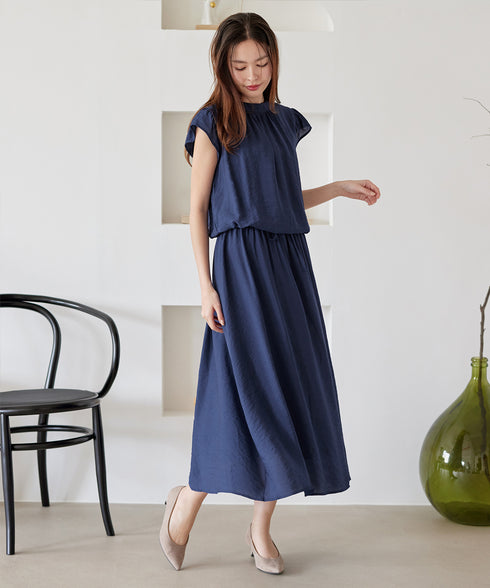 フリル袖ワンピース