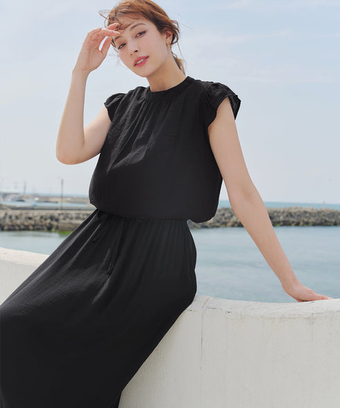 フリル袖ワンピース