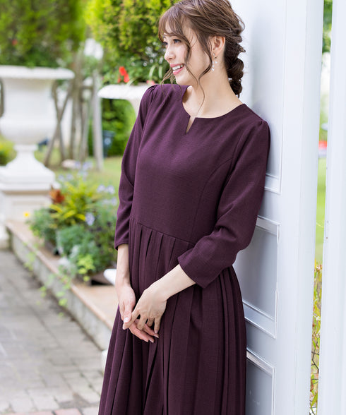 プリーツワンピース