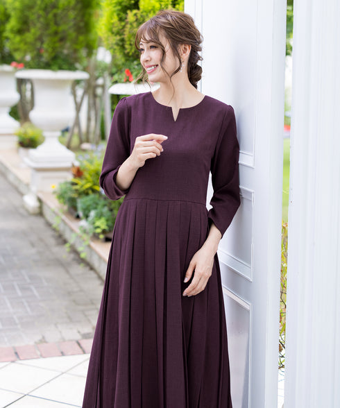 プリーツワンピース