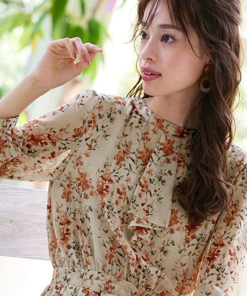 【新色追加】花柄フリルドレープワンピース