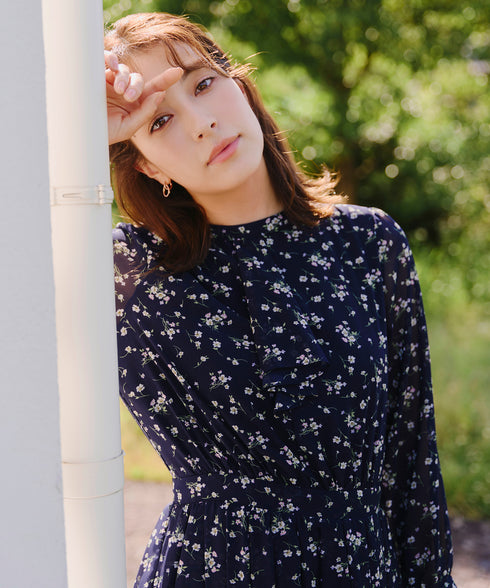 【新色追加】花柄フリルドレープワンピース