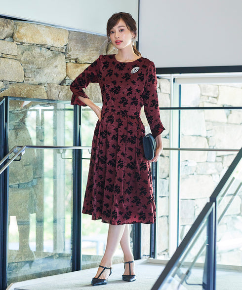 【安田美沙子さん着用 / 新色追加】 フラワーフロッキーワンピース