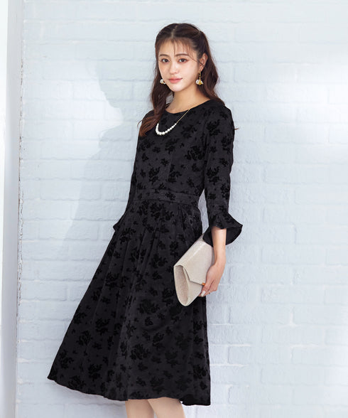 【安田美沙子さん着用 / 新色追加】 フラワーフロッキーワンピース