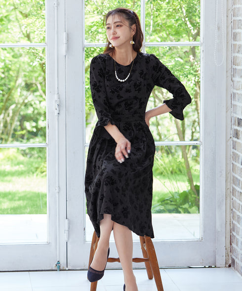 【安田美沙子さん着用 / 新色追加】 フラワーフロッキーワンピース