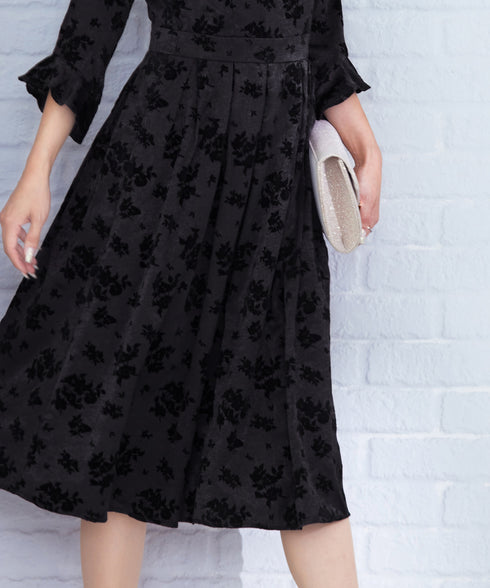 【安田美沙子さん着用 / 新色追加】 フラワーフロッキーワンピース