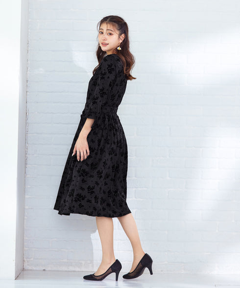 【安田美沙子さん着用 / 新色追加】 フラワーフロッキーワンピース