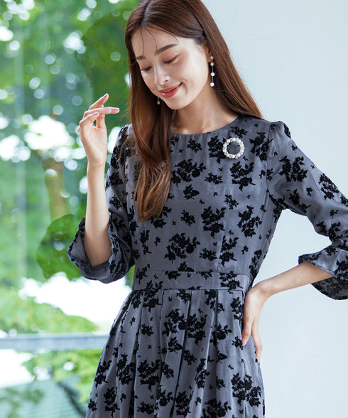 【安田美沙子さん着用 / 新色追加】 フラワーフロッキーワンピース