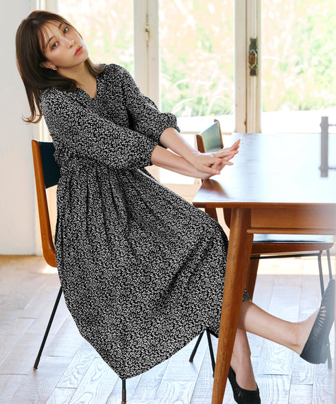 【新色追加】 パフスリーブプリーツワンピース