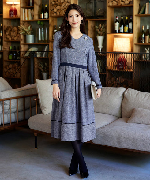 配色パイピングフレアワンピース