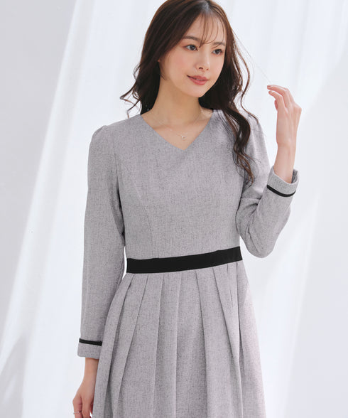 配色パイピングフレアワンピース