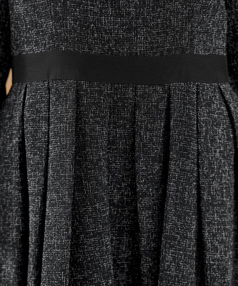 配色パイピングフレアワンピース