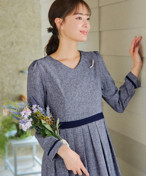 配色パイピングフレアワンピース