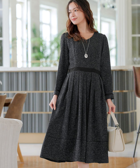 配色パイピングフレアワンピース