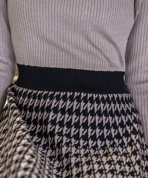 【アウトレット】千鳥柄ニットプリーツワンピース