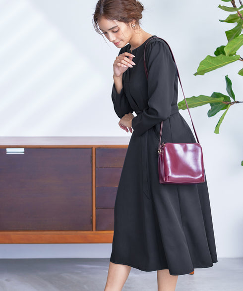 ベルト付キーネックポケットワンピース