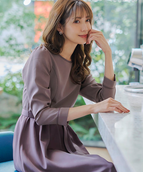 【アウトレット】バックルベルト付き配色フレアワンピース