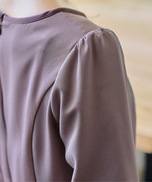 【アウトレット】バックルベルト付き配色フレアワンピース