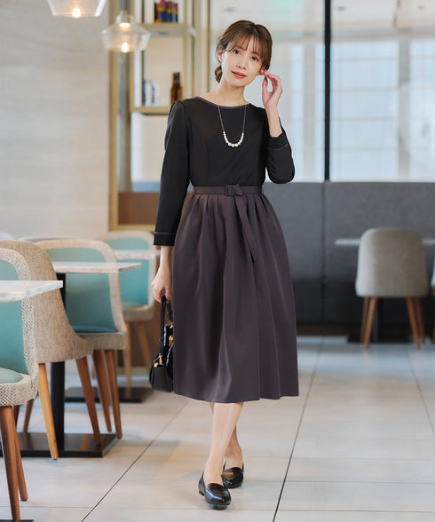 【アウトレット】バックルベルト付き配色フレアワンピース