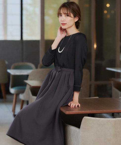 【アウトレット】バックルベルト付き配色フレアワンピース