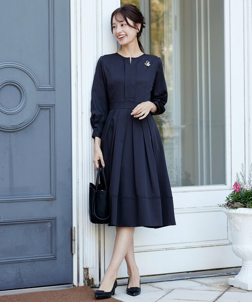 【新色追加】 キーネックフレアワンピース