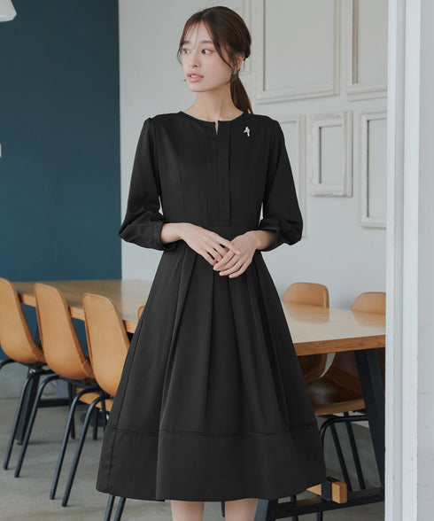 【新色追加】 キーネックフレアワンピース