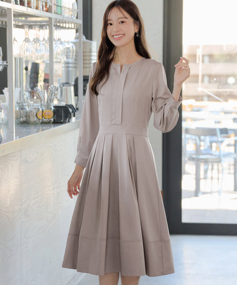【新色追加】 キーネックフレアワンピース
