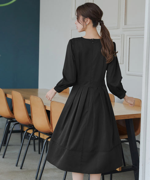 【新色追加】 キーネックフレアワンピース