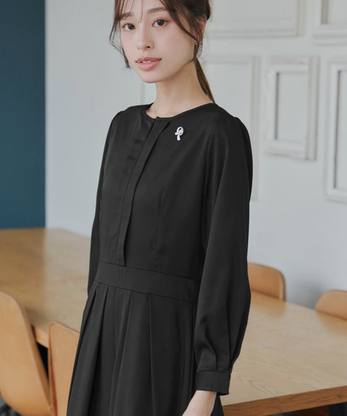 【新色追加】 キーネックフレアワンピース