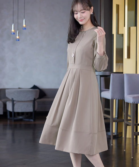 【新色追加】 キーネックフレアワンピース