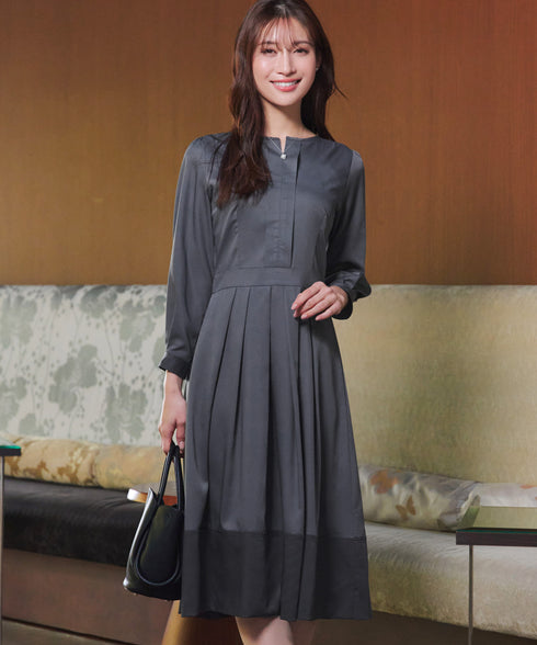 【新色追加】 キーネックフレアワンピース