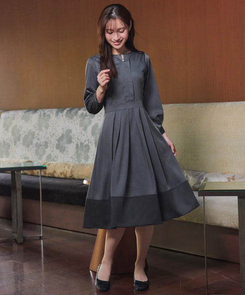 【新色追加】 キーネックフレアワンピース