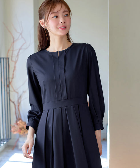 【新色追加】 キーネックフレアワンピース