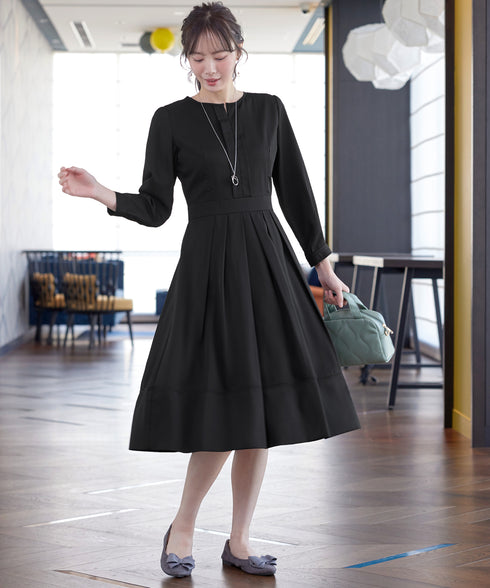【新色追加】 キーネックフレアワンピース