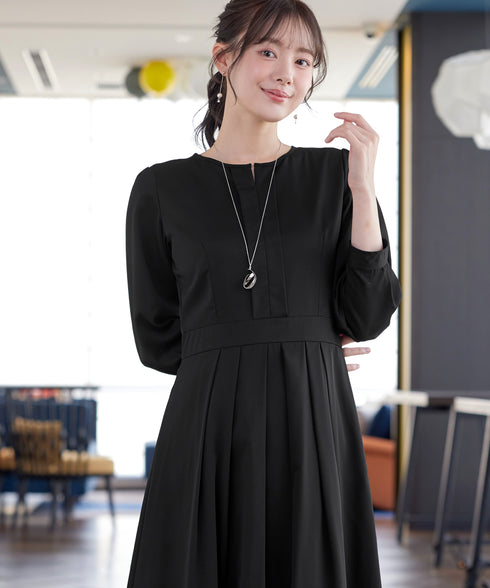 【新色追加】 キーネックフレアワンピース