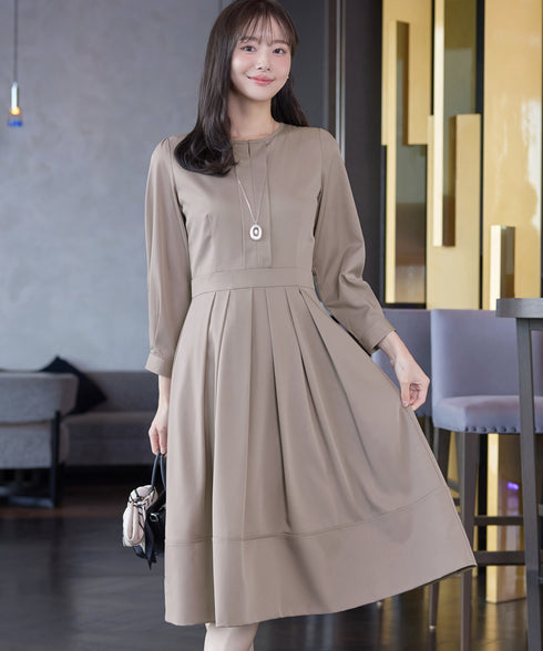 【新色追加】 キーネックフレアワンピース