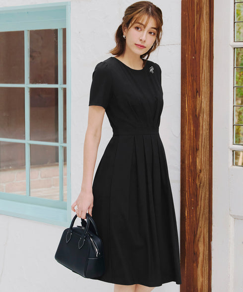 【選べる袖丈】 タックフレアワンピース