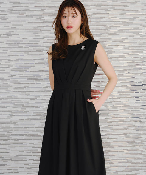 【選べる袖丈】 タックフレアワンピース