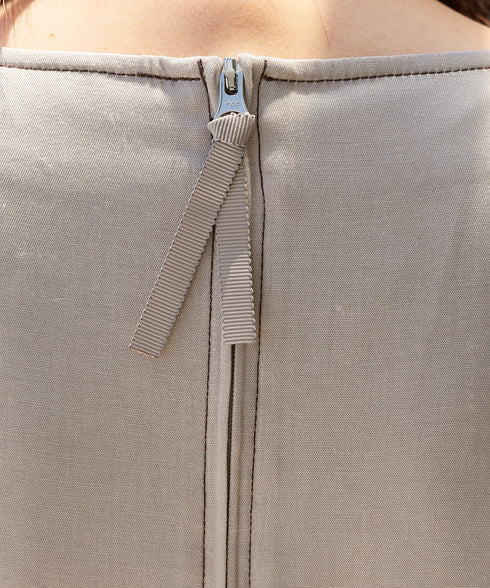 【アウトレット】パフスリーブ配色ステッチワンピース