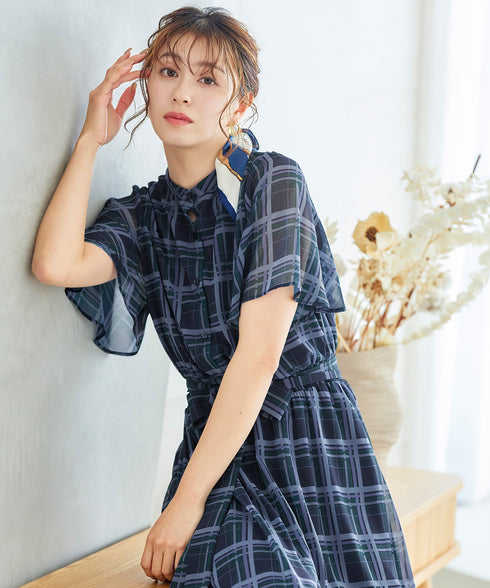 【新色追加】チェック柄フレア袖シアーワンピース