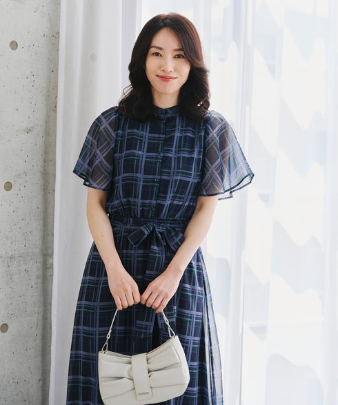 【新色追加】チェック柄フレア袖シアーワンピース