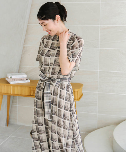 【新色追加】チェック柄フレア袖シアーワンピース