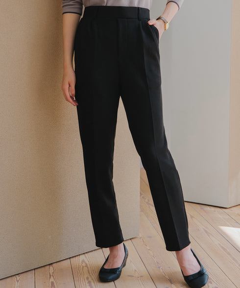 【クリアランスセール】スエードポンチテーパードパンツ