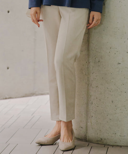 【クリアランスセール】スエードポンチテーパードパンツ