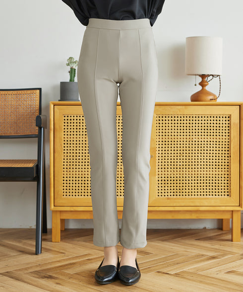 ローズファイン センターピンタックストレートパンツ