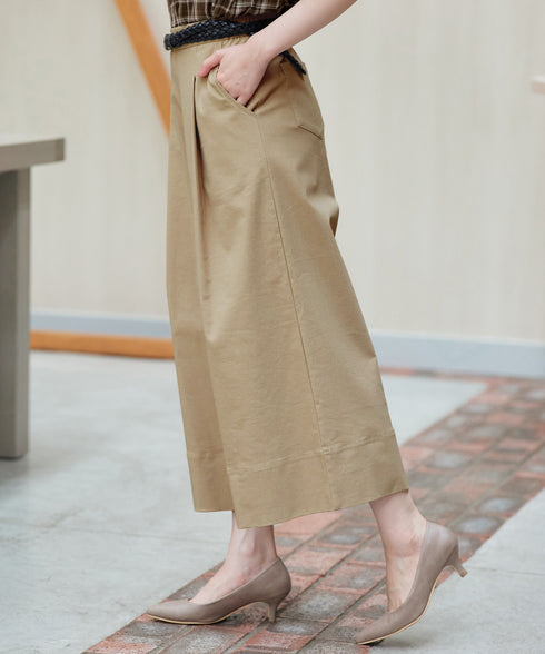ストレッチタックワイドパンツ