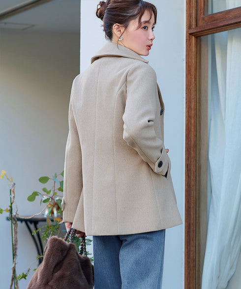 ショートトレンチコート